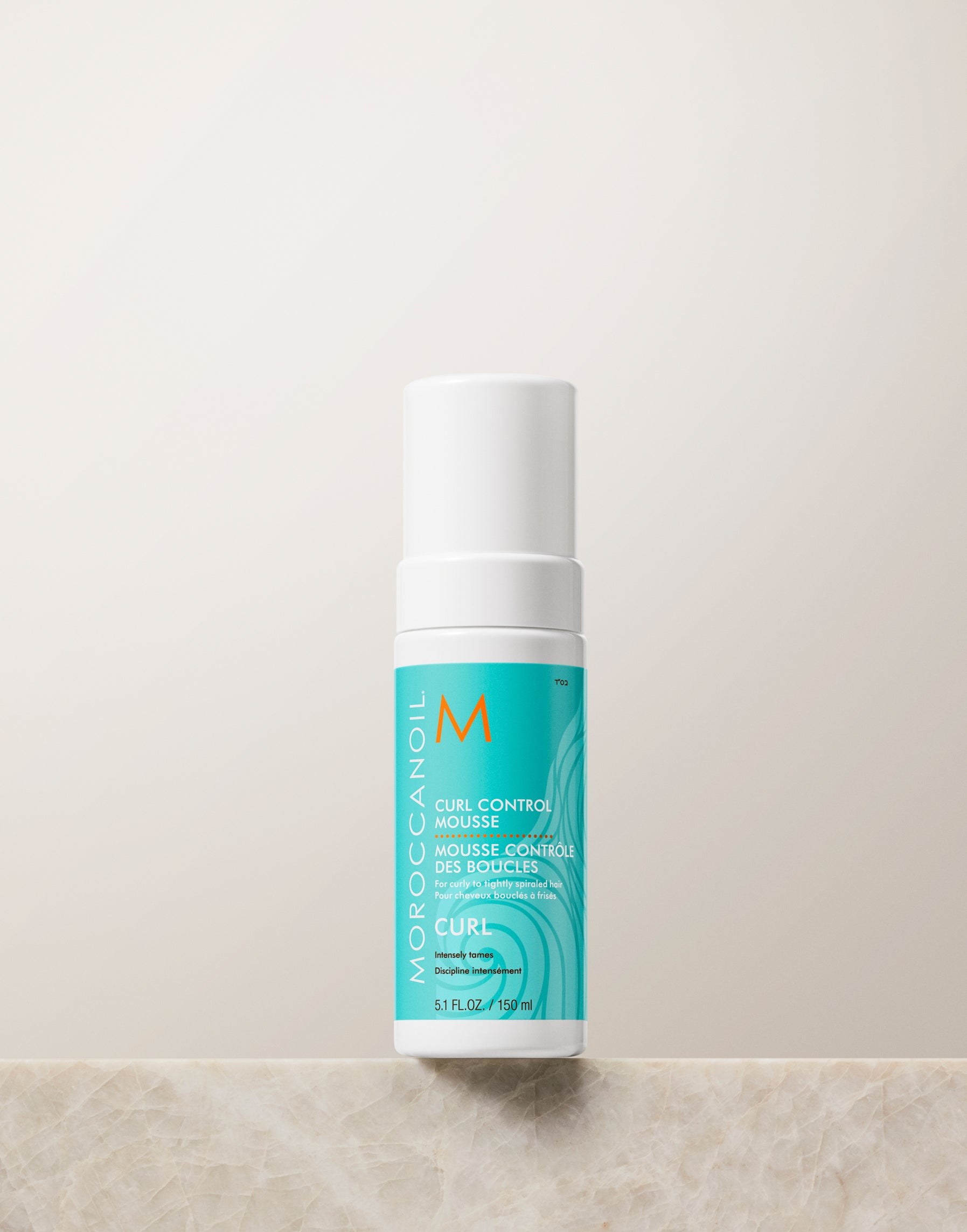 Kem bọt kiểm soát sóng xoăn Curl Control Mousse – Moroccanoil